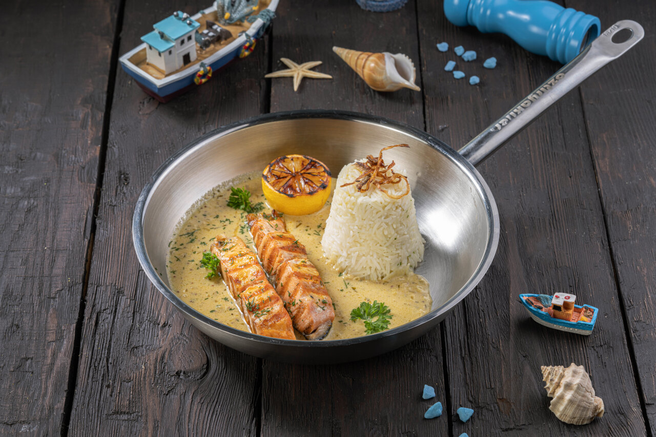 Salmon with Mustard Sauce